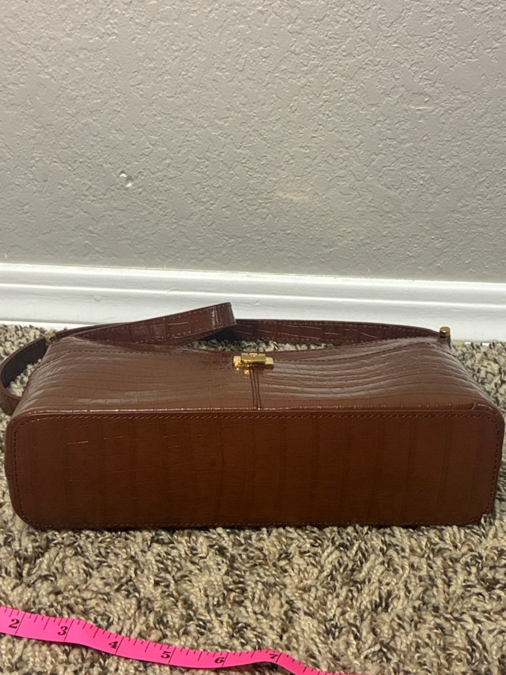 Etienne Aigner Brown Croc-Embossed Leather Shoulder Bag - Picture 14 of 14